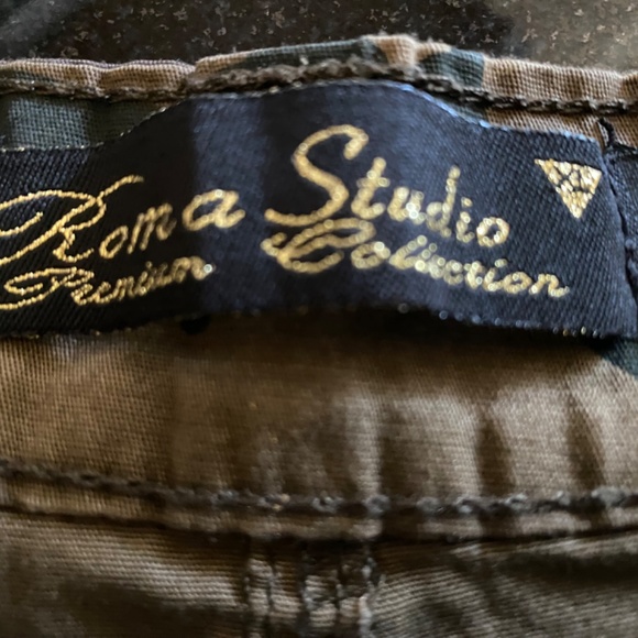 Roma Studio - Picture 9 of 15